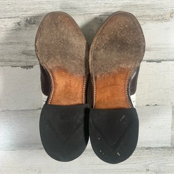 Allen Edmonds Men's Broadstreet Spectator Wingtip Leather Dress